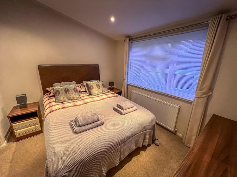 Lakeside View Holiday home *