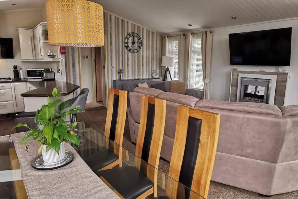 Lakeside View Holiday home